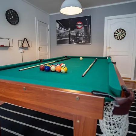 In Heart Of With Billiard & Sauna